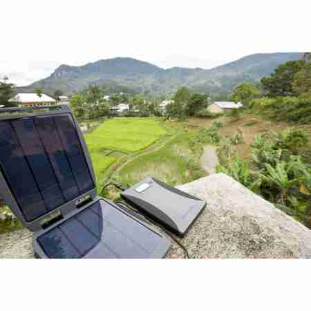 фото 12  Сонячний зарядний пристрій Powertraveller Solargorilla Black