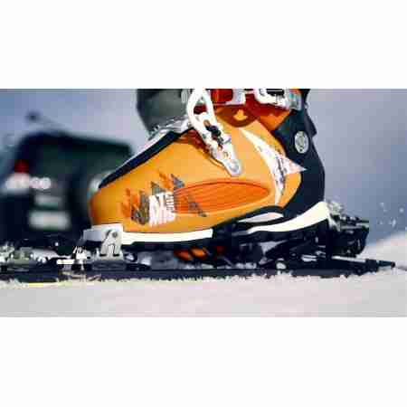 фото 2 Ботинки для горных лыж Горнолыжные ботинки Atomic Waymaker 100 Transparent Orange-Solid Black 28,5